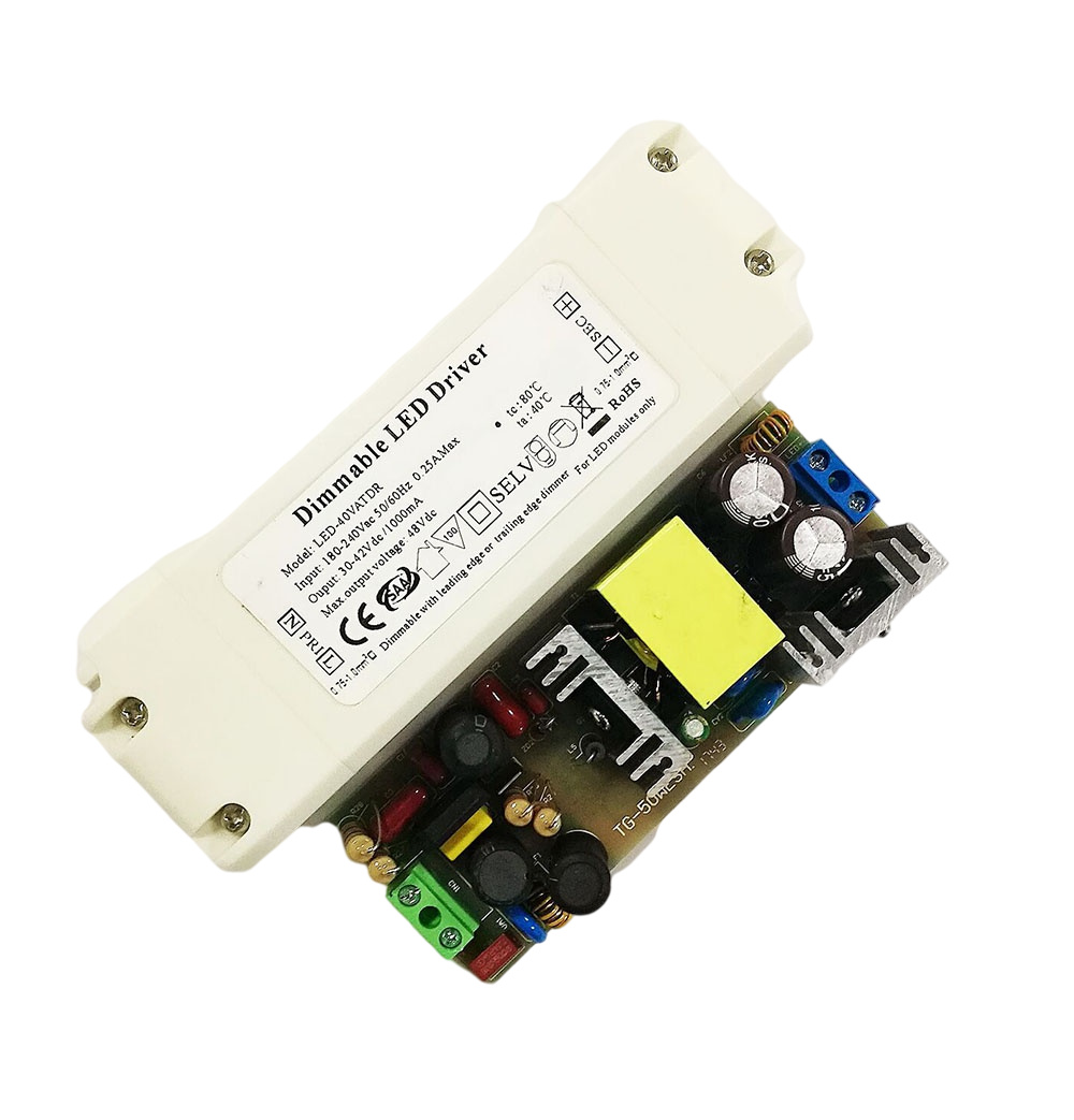 Triac Controlador regulable (30-45W)